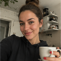 Laura K.