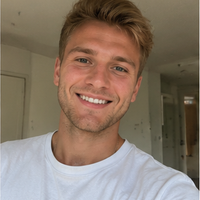 Felix W.
